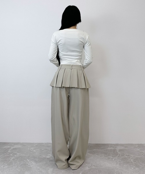 FOLLOWIN(フォロウィン)の「【3color 】フラップ&ストラップデザインレイヤードスカートワイドパンツ(スラックス・レディース・グレー/ブラック/ベージュ・SMALL/MEDIUM/LARGE)」の15枚目の写真