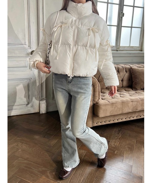 PHILLY（フィリー）の「リボンデザインパファーブルゾン（ブルゾン・レディース・ブラック/アイボリー/グレー・FREE）」の6枚目の写真