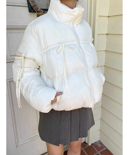 PHILLY（フィリー）の「リボンデザインパファーブルゾン（ブルゾン・レディース・ブラック/アイボリー/グレー・FREE）」の4枚目の写真