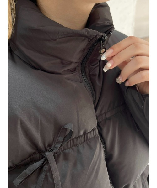 PHILLY（フィリー）の「リボンデザインパファーブルゾン（ブルゾン・レディース・ブラック/アイボリー/グレー・FREE）」の18枚目の写真