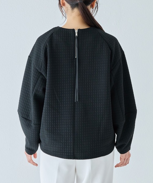 INCEDE（インシード）の「バックジップ キルトドルマンプルオーバー（Tシャツ/カットソー・レディース・チャコールグレー/ブラック・M/L/LL）」の10枚目の写真