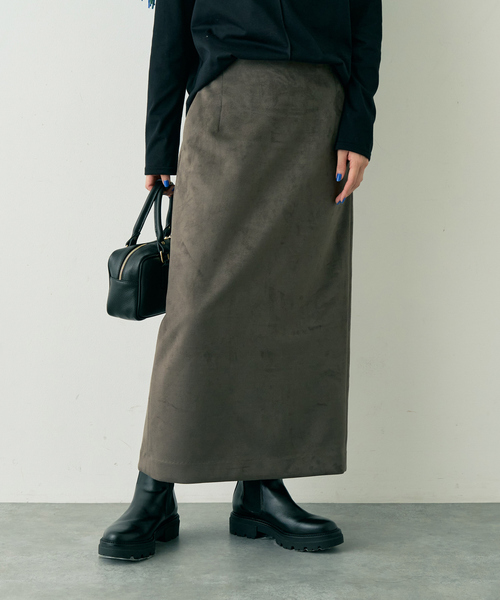 Rouge vif Anna（ルージュヴィフアンナ）の「フェイクスウェードストレッチタイトスカート/ナロースカート（スカート・レディース・モカ/ブラック・36/38）」の4枚目の写真