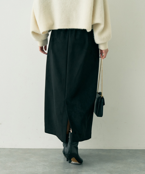 Rouge vif Anna（ルージュヴィフアンナ）の「フェイクスウェードストレッチタイトスカート/ナロースカート（スカート・レディース・モカ/ブラック・36/38）」の10枚目の写真