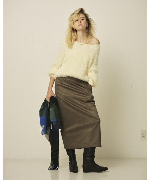 Rouge vif Anna（ルージュヴィフアンナ）の「フェイクスウェードストレッチタイトスカート/ナロースカート（スカート・レディース・モカ/ブラック・36/38）」の13枚目の写真
