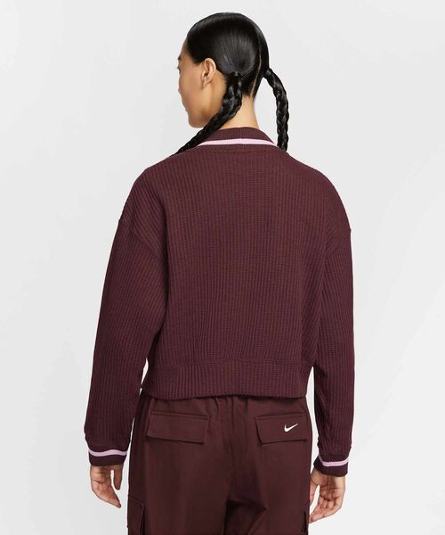 NIKE(ナイキ)の「ナイキ スポーツウェア ウィメンズジャケット / Nike Sportswear Women's Jacket IM7468-652 Burgundy Crush(カーディガン/ボレロ・レディース・バーガンディー・M/L/S/XS/XL)」の2枚目の写真