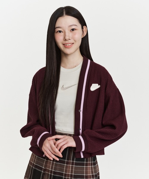 NIKE(ナイキ)の「ナイキ スポーツウェア ウィメンズジャケット / Nike Sportswear Women's Jacket IM7468-652 Burgundy Crush(カーディガン/ボレロ・レディース・バーガンディー・M/L/S/XS/XL)」の9枚目の写真