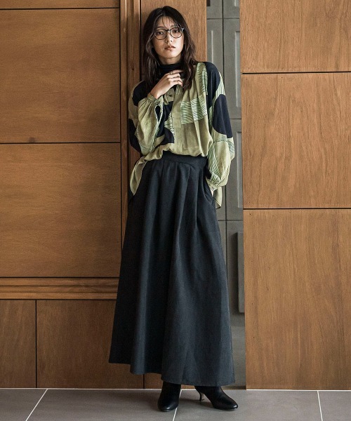 MAYSON GREY（メイソングレイ）の「スウェードライクキュロットパンツ≪手洗い可能≫（その他パンツ・レディース・オフホワイト/ブラック/チャコールグレー/ブラウン・M/S）」の21枚目の写真