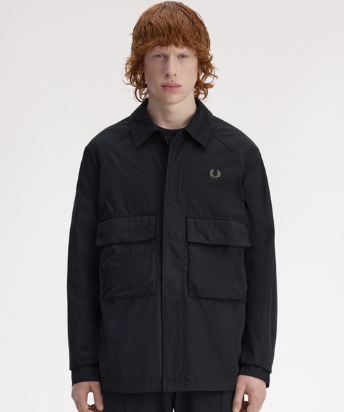 FRED PERRY(フレッドペリー)の「Raglan Utility Overshirt/ラグランユーティリティーオーバーシャツ(シャツ/ブラウス・メンズ・ブラック/カーキ・M/L)」の17枚目の写真