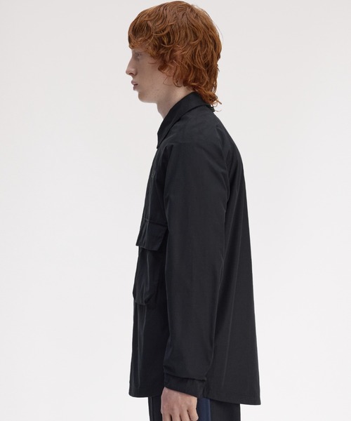 FRED PERRY(フレッドペリー)の「Raglan Utility Overshirt/ラグランユーティリティーオーバーシャツ(シャツ/ブラウス・メンズ・ブラック/カーキ・M/L)」の18枚目の写真
