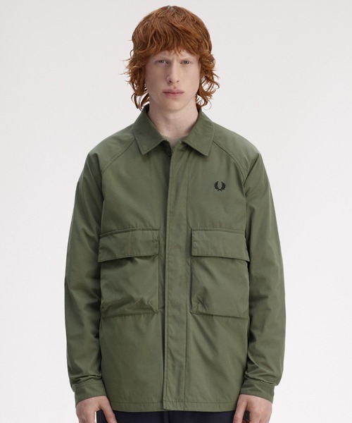 FRED PERRY(フレッドペリー)の「Raglan Utility Overshirt/ラグランユーティリティーオーバーシャツ(シャツ/ブラウス・メンズ・ブラック/カーキ・M/L)」の19枚目の写真