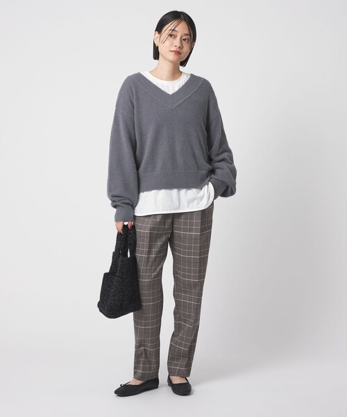 A DAY IN THE LIFE UNITED ARROWS(アデイインザライフユナイテッドアローズ)の「フワフワ Vネックニット <A DAY IN THE LIFE(ニット/セーター・レディース・コバルトブルー/ダークグレー/ライトピンク・FREE)」の5枚目の写真