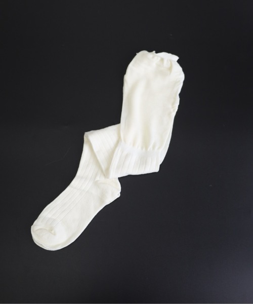 Vini(ヴィニ)の「ルーズシルエット ニーハイソックス(ソックス/靴下・レディース・テラコッタ/アイボリー/ブラック/ホワイト/グレー・FREE)」の10枚目の写真