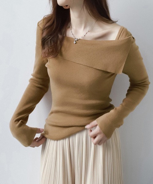 ONEP STAR（ワンピスター）の「折り返しネックオフショル風トップス（Tシャツ/カットソー・レディース・パープル/グリーン/ブラウン/ブラック/オフホワイト・FREE）」の4枚目の写真