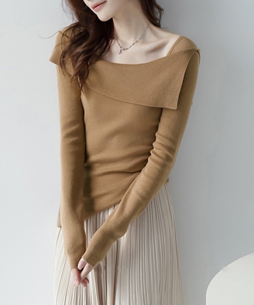 ONEP STAR（ワンピスター）の「折り返しネックオフショル風トップス（Tシャツ/カットソー・レディース・パープル/グリーン/ブラウン/ブラック/オフホワイト・FREE）」の7枚目の写真