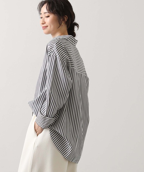 Gready Brilliant(グレディブリリアン)の「BASICシャツ(シャツ/ブラウス・レディース・ブラック×ホワイト/ベージュ系/サックスブルー・38)」の5枚目の写真