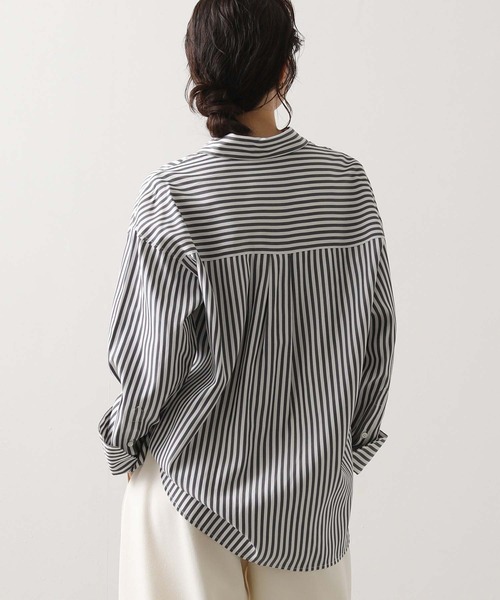 Gready Brilliant(グレディブリリアン)の「BASICシャツ(シャツ/ブラウス・レディース・ブラック×ホワイト/ベージュ系/サックスブルー・38)」の6枚目の写真