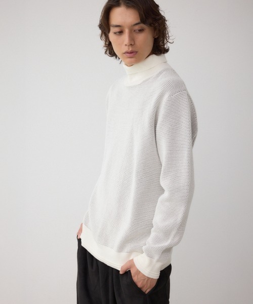 AZUL by moussy(アズールバイマウジー)の「ハニカムタートルネックニット(ニット/セーター・メンズ・オフホワイト/グレー/ブラック・MEDIUM/LARGE)」の2枚目の写真