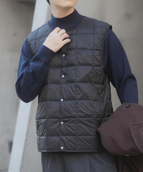 TAION（タイオン）の「TAION　CrewNeck Button Down Vest（ダウンベスト・メンズ・チャコールグレー/カーキ/ブラック/ダークブラウン/ネイビー・LARGE/X-LARGE/MEDIUM）」の2枚目の写真