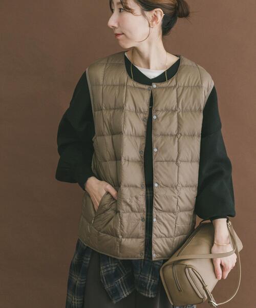 TAION（タイオン）の「TAION　CrewNeck Button Down Vest（ダウンベスト・メンズ・チャコールグレー/カーキ/ブラック/ダークブラウン/ネイビー・LARGE/X-LARGE/MEDIUM）」の10枚目の写真
