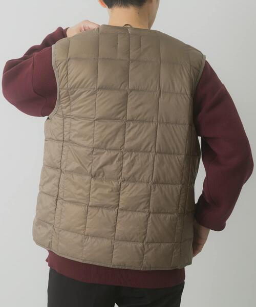 TAION（タイオン）の「TAION　CrewNeck Button Down Vest（ダウンベスト・メンズ・チャコールグレー/カーキ/ブラック/ダークブラウン/ネイビー・LARGE/X-LARGE/MEDIUM）」の15枚目の写真