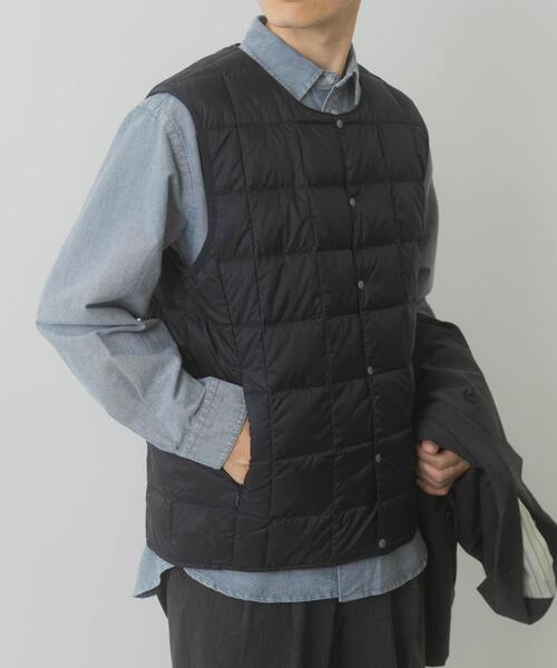 TAION（タイオン）の「TAION　CrewNeck Button Down Vest（ダウンベスト・メンズ・チャコールグレー/カーキ/ブラック/ダークブラウン/ネイビー・LARGE/X-LARGE/MEDIUM）」の22枚目の写真