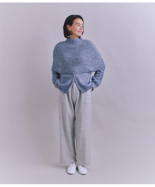 SIPULI(シプリ)の「Cotton Alpaca 木の葉柄ニットケープ(ニット/セーター・レディース・ベージュ/サックスブルー・2)」の12枚目の写真