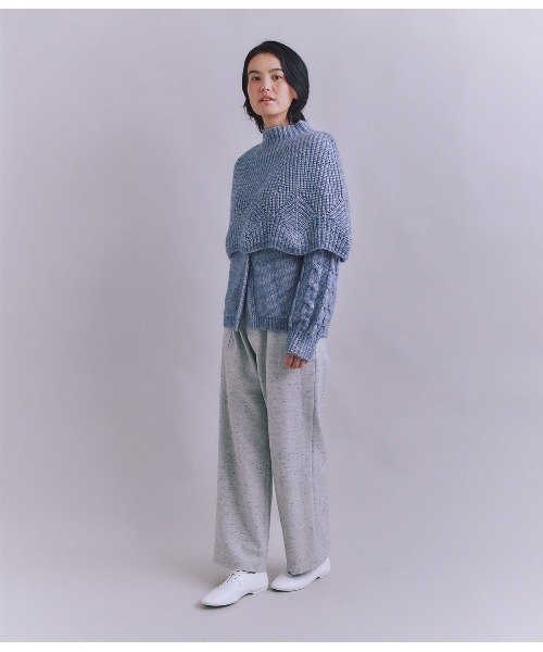 SIPULI(シプリ)の「Cotton Alpaca 木の葉柄ニットケープ(ニット/セーター・レディース・ベージュ/サックスブルー・2)」の13枚目の写真