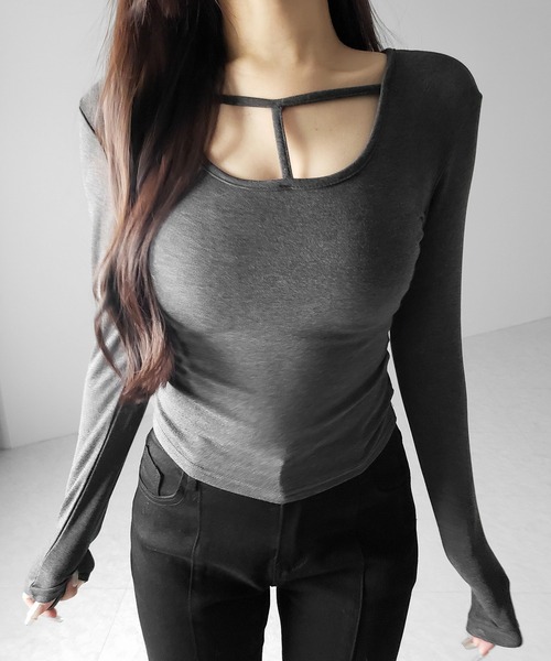 me+em select(ミームセレクト)の「【 裏起毛 】カットアウトストラップスリムカットソートップス / cutout strap slim cutsew tops(Tシャツ/カットソー・レディース・ブラック/グレー/ホワイト・FREE)」の7枚目の写真