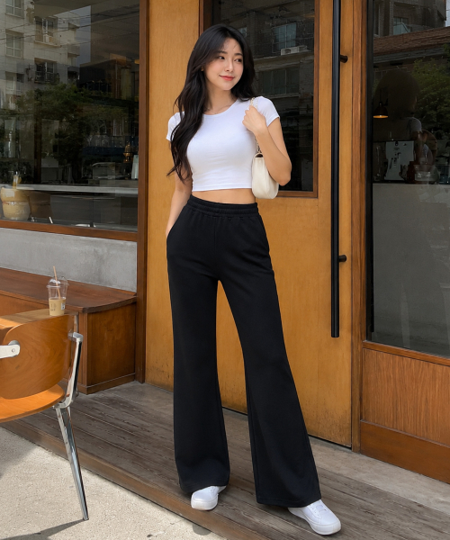 KOLEAT(コレット)の「ロングスリムバンディングブーツカットスラックス【BLACK】ワイドラッパーズ ver.(スラックス・レディース・ブラック・FREE)」の6枚目の写真