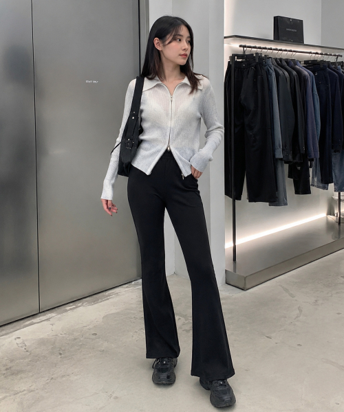 KOLEAT(コレット)の「ロングスリムバンディングブーツカットスラックス【BLACK】ワイドラッパーズ ver.(スラックス・レディース・ブラック・FREE)」の7枚目の写真