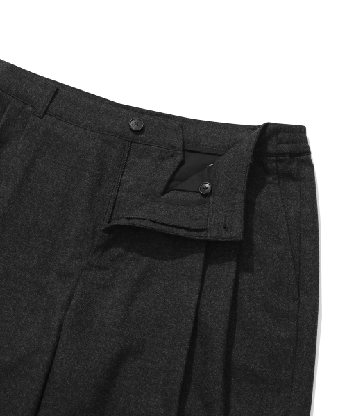 COVERNAT(カバーナット)の「ピーチドTRツーピンタックセミワイドフィットパンツチャコール(その他パンツ・レディース・その他・SMALL/MEDIUM/LARGE/X-LARGE)」の5枚目の写真