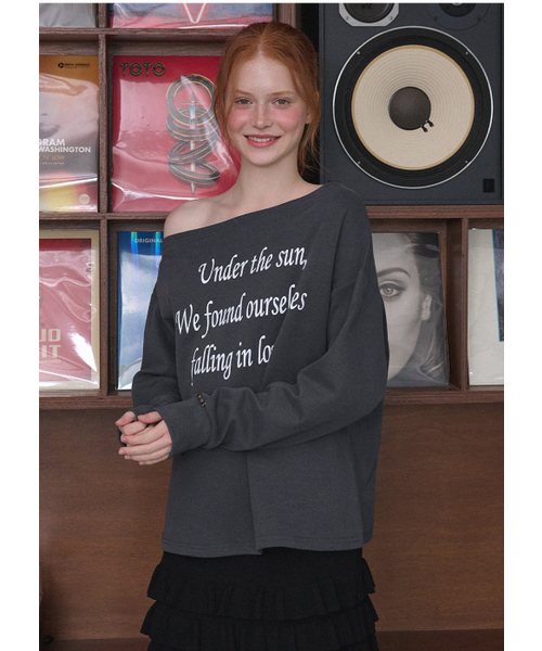MICANE(ミケーネ)の「フォーリングラブオフショルダーティ(Tシャツ/カットソー・レディース・チャコール/レッド・SMALL/MEDIUM/LARGE/X-LARGE)」の5枚目の写真