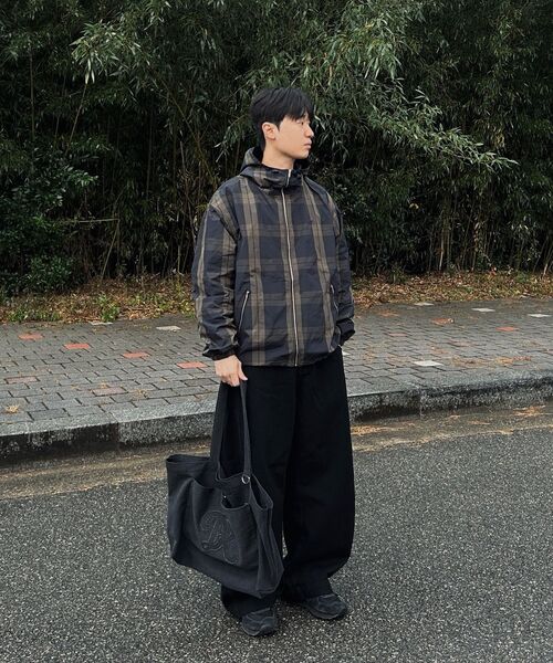 LORES(ロアス)の「Shadow Plaid Jacket - Black(ナイロンジャケット・レディース・その他・LARGE/MEDIUM/SMALL)」の8枚目の写真
