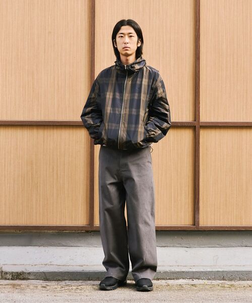 LORES(ロアス)の「Shadow Plaid Jacket - Black(ナイロンジャケット・レディース・その他・LARGE/MEDIUM/SMALL)」の10枚目の写真