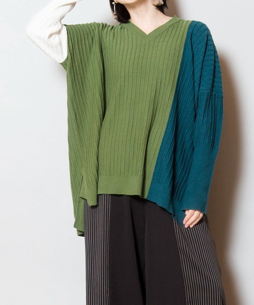 OSMOSIS(オズモーシス)の「切替ニットプルオーバー(ニット/セーター・レディース・ブラック/グリーン/グレー・ONE SIZE)」の3枚目の写真