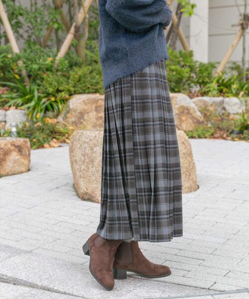 ITEMS URBANRESEARCH（アイテムズ アーバンリサーチ）の「プリーツロングスカート（スカート・レディース・グレー系その他/ブラウン系その他/ネイビー・FREE）」の20枚目の写真