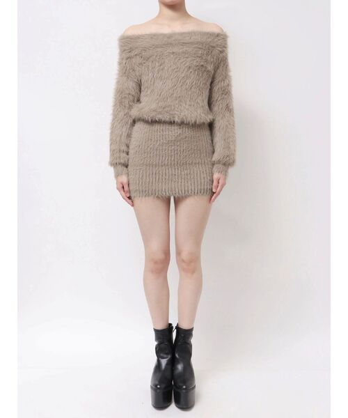 GYDA（ジェイダ）の「オフショルデザインシャギーニットワンピース（ワンピース・レディース・ベージュ/ブラック/オフホワイト・FREE）」の13枚目の写真