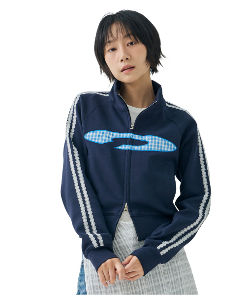 FDR(エフディーアール)の「Vintage Check Applique Track Zip-Up M.Gray(ナイロンジャケット・レディース・ライトグレー・SMALL)」の18枚目の写真