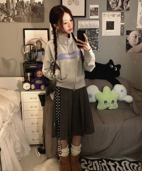 FDR(エフディーアール)の「Vintage Check Applique Track Zip-Up M.Gray(ナイロンジャケット・レディース・ライトグレー・SMALL)」の13枚目の写真