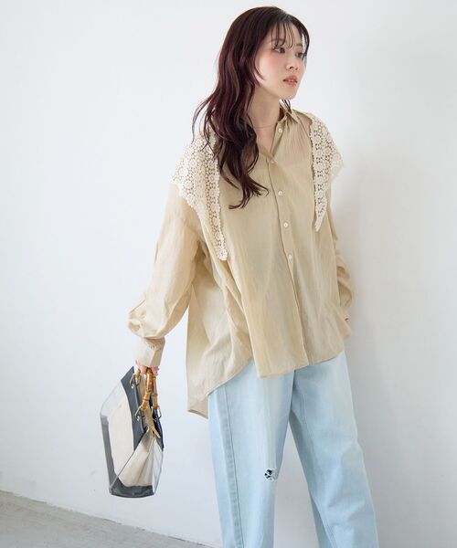 le.coeur blanc（ルクールブラン）の「《WEB限定アイテム》バックギャザーオーバーシャツ（シャツ/ブラウス・レディース・サックスブルー/アイボリー/チャコールグレー/ベージュ・38）」の7枚目の写真