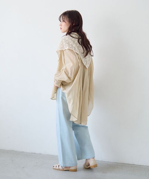 le.coeur blanc（ルクールブラン）の「《WEB限定アイテム》バックギャザーオーバーシャツ（シャツ/ブラウス・レディース・サックスブルー/アイボリー/チャコールグレー/ベージュ・38）」の10枚目の写真