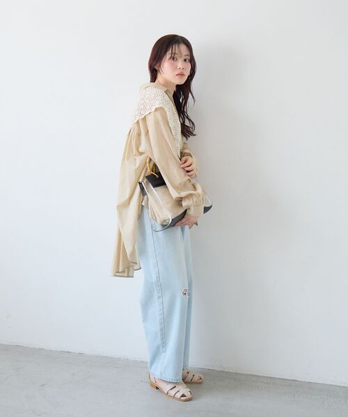 le.coeur blanc（ルクールブラン）の「《WEB限定アイテム》バックギャザーオーバーシャツ（シャツ/ブラウス・レディース・サックスブルー/アイボリー/チャコールグレー/ベージュ・38）」の12枚目の写真