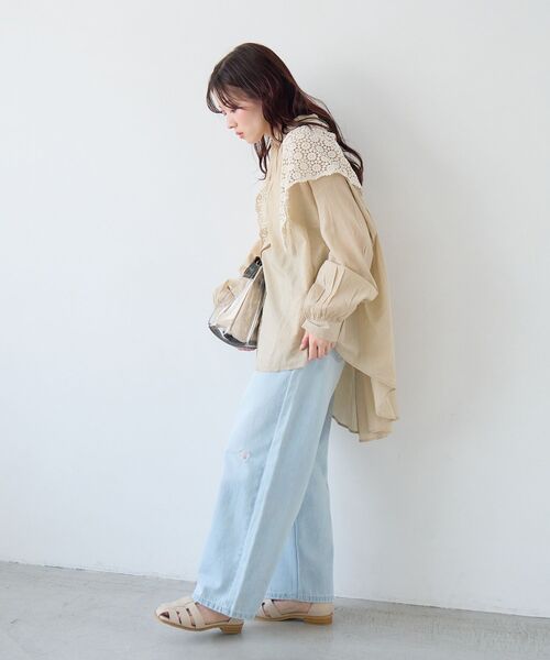 le.coeur blanc（ルクールブラン）の「《WEB限定アイテム》バックギャザーオーバーシャツ（シャツ/ブラウス・レディース・サックスブルー/アイボリー/チャコールグレー/ベージュ・38）」の14枚目の写真