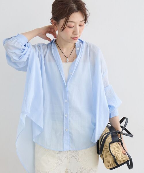 le.coeur blanc(ルクールブラン)の「《WEB限定アイテム》バックギャザーオーバーシャツ(シャツ/ブラウス・レディース・サックスブルー/アイボリー/チャコールグレー/ベージュ・38)」の7枚目の写真
