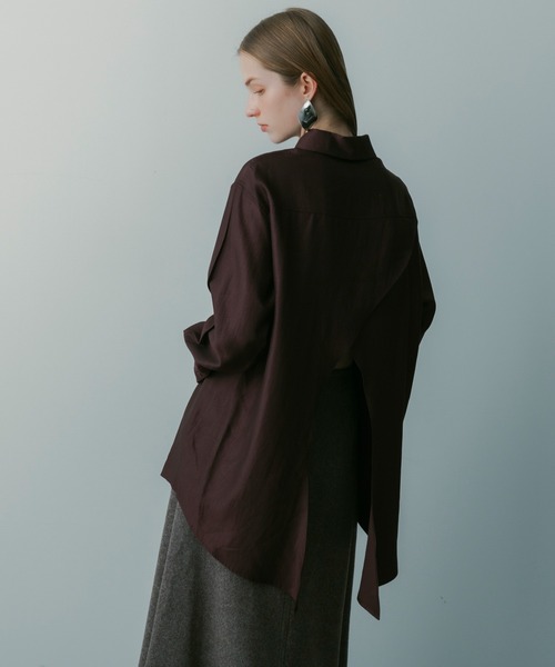 SERENO(セレーノ)の「カットワークサテンブラウス(シャツ/ブラウス・レディース・レッド・ONESIZE)」の2枚目の写真