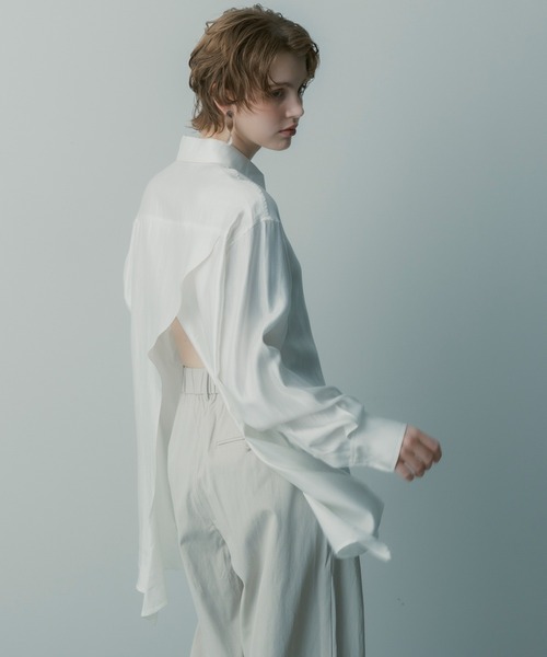 SERENO(セレーノ)の「カットワークサテンブラウス(シャツ/ブラウス・レディース・レッド・ONESIZE)」の6枚目の写真