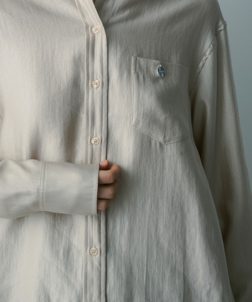 SERENO(セレーノ)の「カットワークサテンブラウス(シャツ/ブラウス・レディース・レッド・ONESIZE)」の11枚目の写真