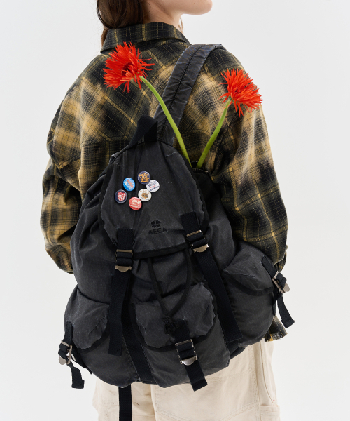 AECA(エイカ)の「AECA 90s 3POCKET WASHED BACKPACK-BLACK(バックパック/リュック・レディース・その他・FREE)」の1枚目の写真