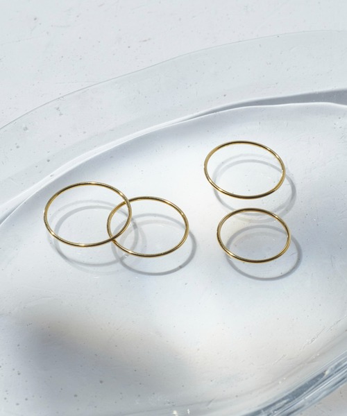 GOLDY(ゴールディ)の「【金属アレルギー軽減】4PCS スリム ステンレス セット リング(リング・レディース・シルバー系2/ゴールド系1/ゴールド系2/シルバー系1・FREE)」の4枚目の写真