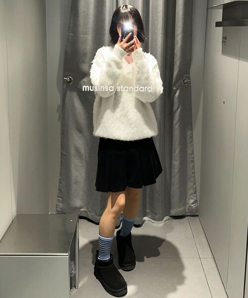 MUSINSA STANDARD WOMAN（ムシンサスタンダードウーマン）の「ウィメンズウールテンセルスリムタートルネック長袖Tシャツ[デザートピンク]（Tシャツ/カットソー・レディース・その他・X-SMALL/SMALL/MEDIUM/LARGE）」の4枚目の写真